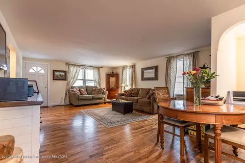 4540 Monroe St, Holt, MI 48842 photo 3