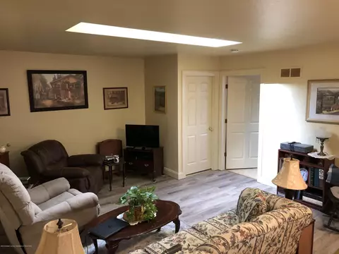1012 Barney Ave, Flint, MI 48503 photo 5
