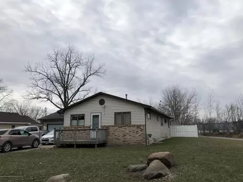 1012 Barney Ave, Flint, MI 48503 photo 2