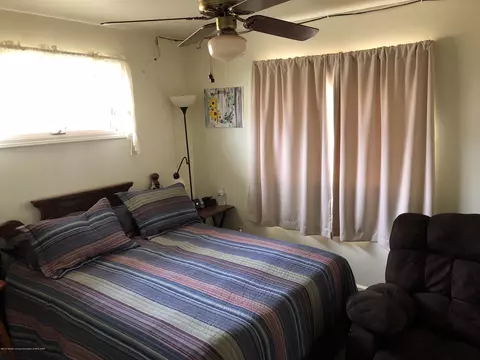 1012 Barney Ave, Flint, MI 48503 photo 16