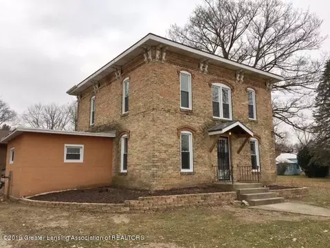 140 N Higbee St, Lyons, MI 48851 photo 5