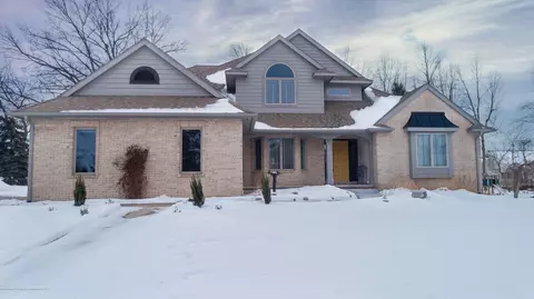 903 Sandhill Dr, Dewitt, MI 48820 photo 2