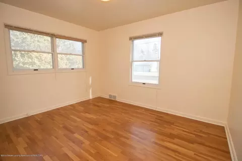 1039 Maycroft Rd, Lansing, MI 48917 photo 14