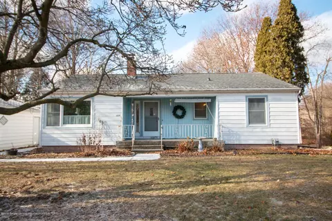 1039 Maycroft Rd, Lansing, MI 48917 photo 33