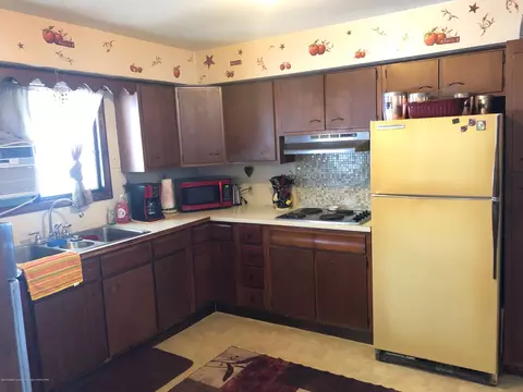 120 E Maple St, Elsie, MI 48831 photo 7