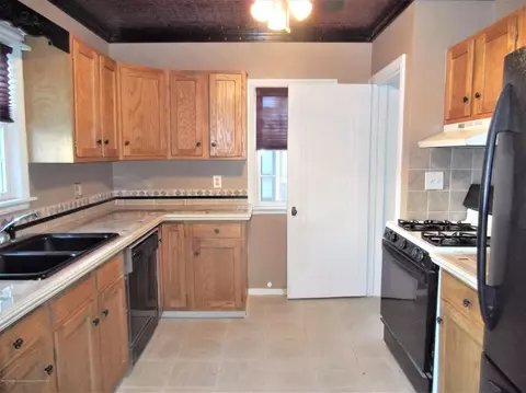 615 Kipling Blvd, Lansing, MI 48912 photo 5