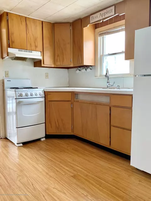 511 Gilbert St, Owosso, MI 48867 photo 8