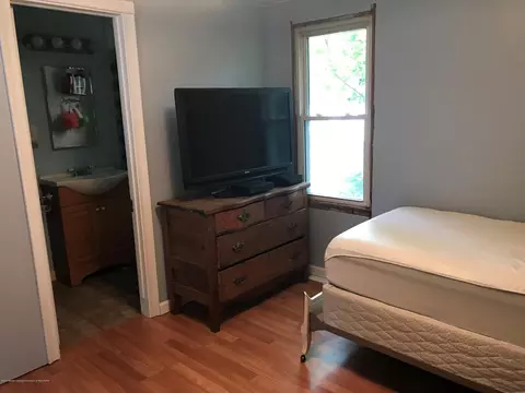511 Gilbert St, Owosso, MI 48867 photo 16