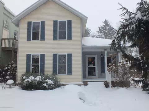 306 E Main St, Ionia, MI 48846 photo 1