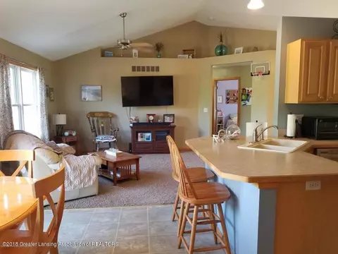 13848 Harvest Ln, Bath, MI 48808 photo 12