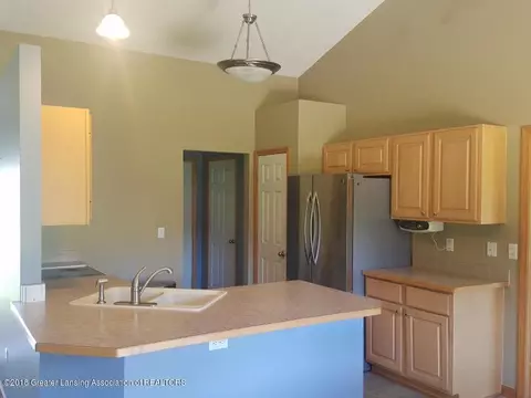 13848 Harvest Ln, Bath, MI 48808 photo 11