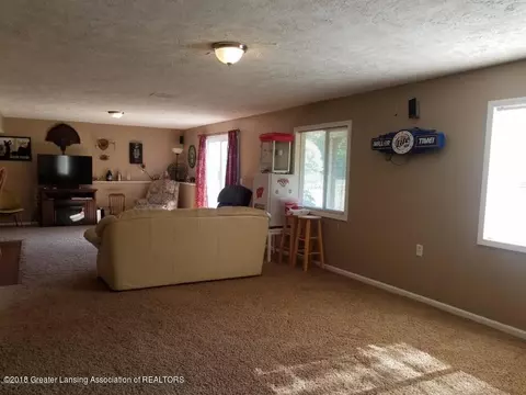 13848 Harvest Ln, Bath, MI 48808 photo 27