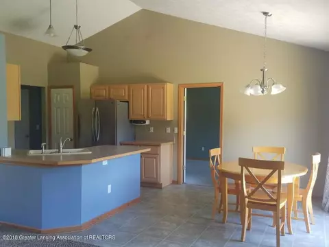13848 Harvest Ln, Bath, MI 48808 photo 10