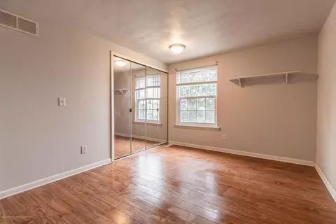 6313 Beechfield Dr, Lansing, MI 48911 photo 17