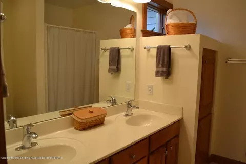 3301 Canopy Dr, Dewitt, MI 48820 photo 15