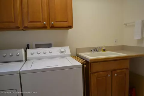 3301 Canopy Dr, Dewitt, MI 48820 photo 11