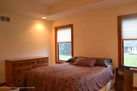 3301 Canopy Dr, Dewitt, MI 48820 photo 12