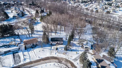 304 Riverview Dr, Dewitt, MI 48820 photo 33