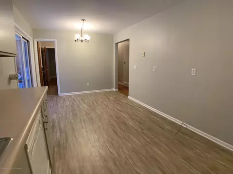 12668 Holly Ln, Dewitt, MI 48820 photo 11