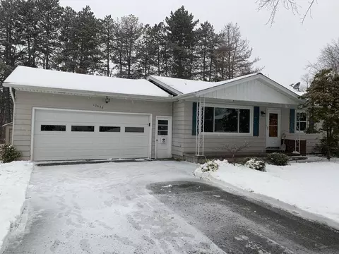 12668 Holly Ln, Dewitt, MI 48820 photo 2
