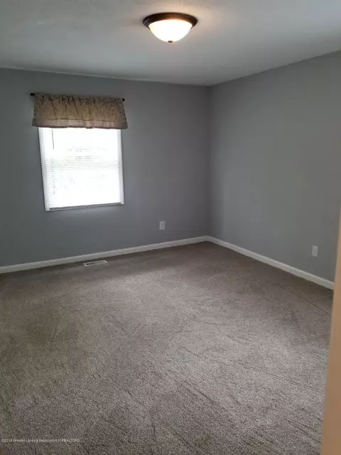 2034 Wayne St, Lansing, MI 48910 photo 13