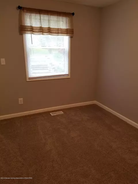 2034 Wayne St, Lansing, MI 48910 photo 12