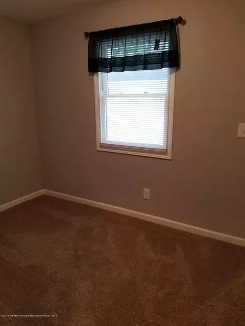 2034 Wayne St, Lansing, MI 48910 photo 10