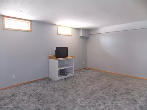 4822 Malpaso Ln, Lansing, MI 48917 photo 33