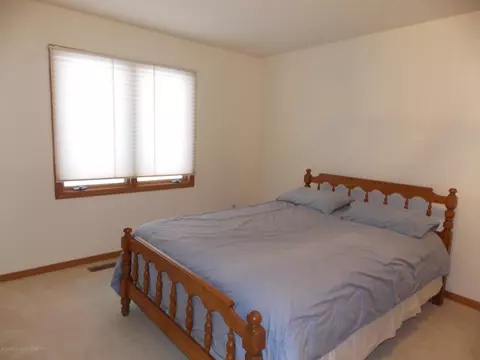 4822 Malpaso Ln, Lansing, MI 48917 photo 29
