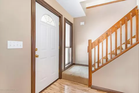 4220 Driftwood Dr, Dewitt, MI 48820 photo 2