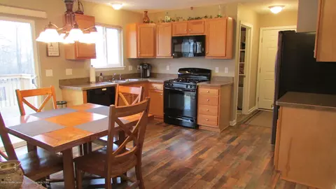 411 Ware St, Mason, MI 48854 photo 6