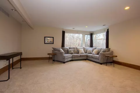 16814 Meadowbrook Dr, Haslett, MI 48840 photo 24
