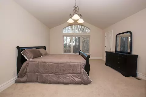 16814 Meadowbrook Dr, Haslett, MI 48840 photo 6