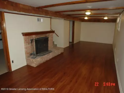 553 E Willard Ave, Lansing, MI 48910 photo 27