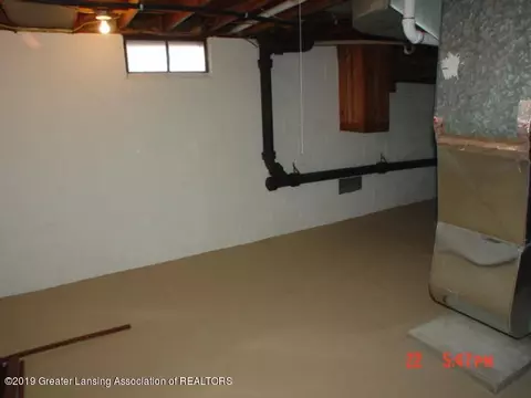 553 E Willard Ave, Lansing, MI 48910 photo 37