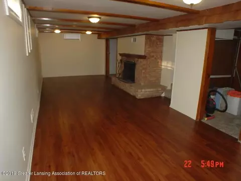 553 E Willard Ave, Lansing, MI 48910 photo 30