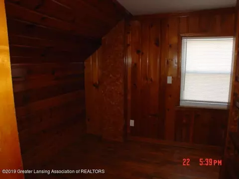 553 E Willard Ave, Lansing, MI 48910 photo 24