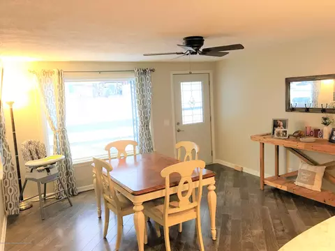 2902 Timber Dr, Lansing, MI 48917 photo 9