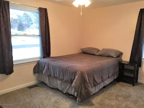 2902 Timber Dr, Lansing, MI 48917 photo 13