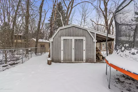 1808 Baker St, Haslett, MI 48840 photo 33