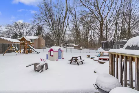 1808 Baker St, Haslett, MI 48840 photo 36