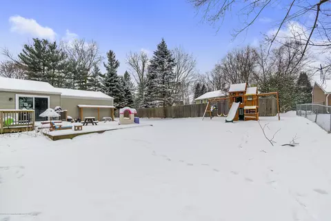 1808 Baker St, Haslett, MI 48840 photo 34
