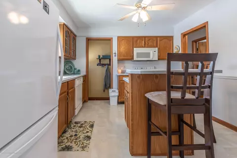 2101 Edwin Pl, Lansing, MI 48911 photo 13