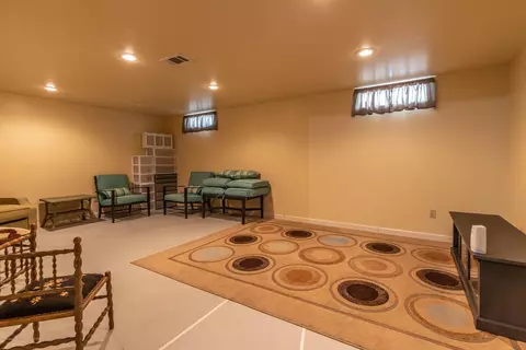 2101 Edwin Pl, Lansing, MI 48911 photo 25