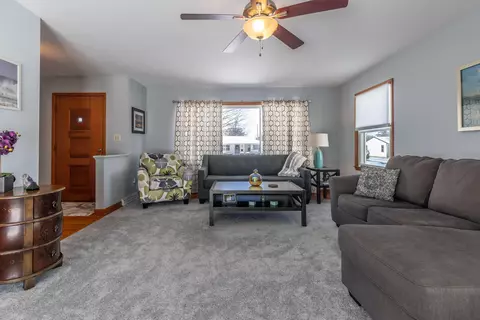 2101 Edwin Pl, Lansing, MI 48911 photo 8