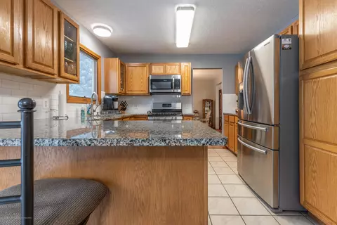 1545 Downing St, Haslett, MI 48840 photo 16