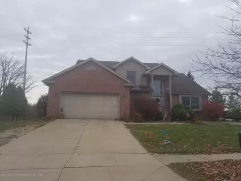 1545 Downing St, Haslett, MI 48840 photo 2