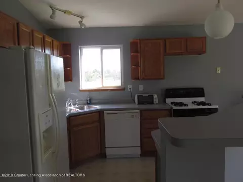 6109 W Bath Rd, Perry, MI 48872 photo 8
