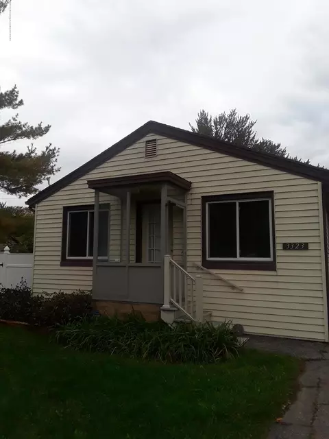 3323 Sheffer Ave, Lansing, MI 48906 photo 6