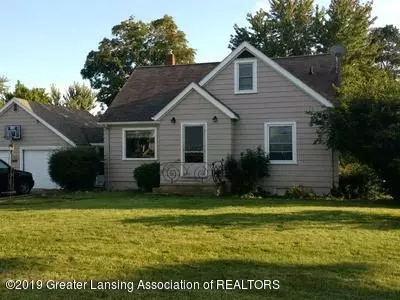1234 E Oliver St, Owosso, MI 48867 photo 1